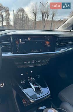 Внедорожник / Кроссовер Audi Q4 e-tron 2023 в 