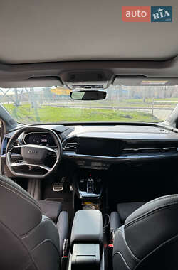 Внедорожник / Кроссовер Audi Q4 e-tron 2023 в 