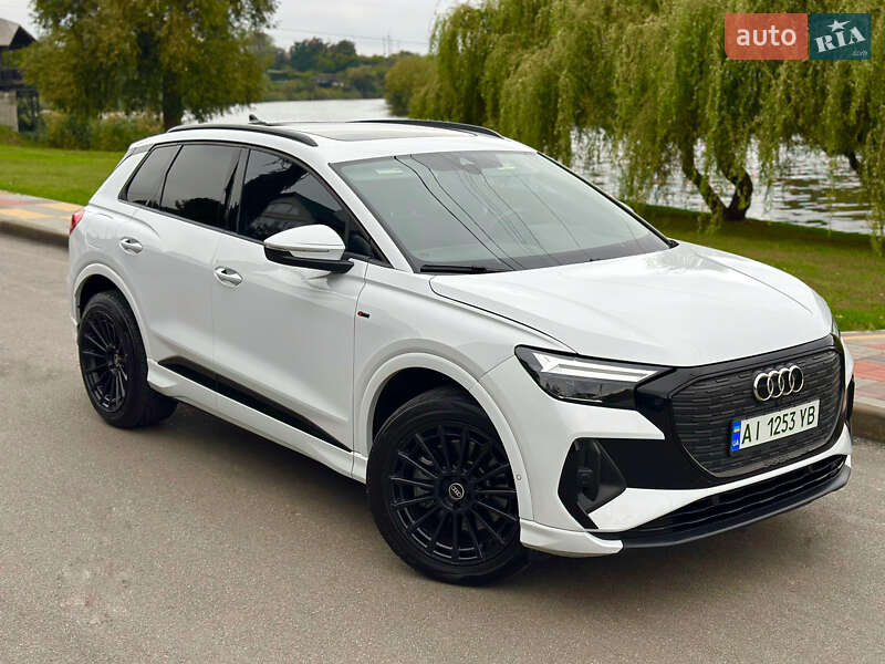Audi Q4 e-tron 2023