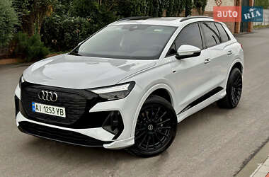 Внедорожник / Кроссовер Audi Q4 e-tron 2023 в 