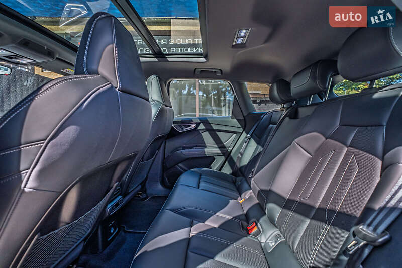 Внедорожник / Кроссовер Audi Q4 e-tron 2023 в Киеве фото 34 Внедорожник / Кроссовер Audi Q4 e-tron 2023 в Киеве