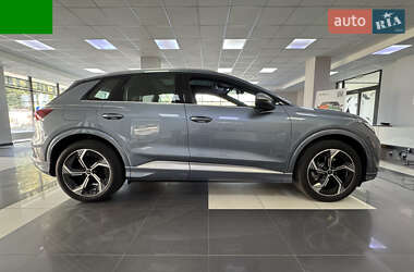 Внедорожник / Кроссовер Audi Q4 e-tron 2024 в 