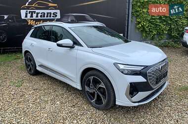 Позашляховик / Кросовер Audi Q4 e-tron 2023 в 