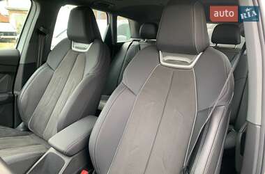 Позашляховик / Кросовер Audi Q4 e-tron 2023 в 