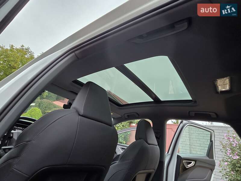 Позашляховик / Кросовер Audi Q4 e-tron 2023 в Одесі фото 38 Позашляховик / Кросовер Audi Q4 e-tron 2023 в Одесі
