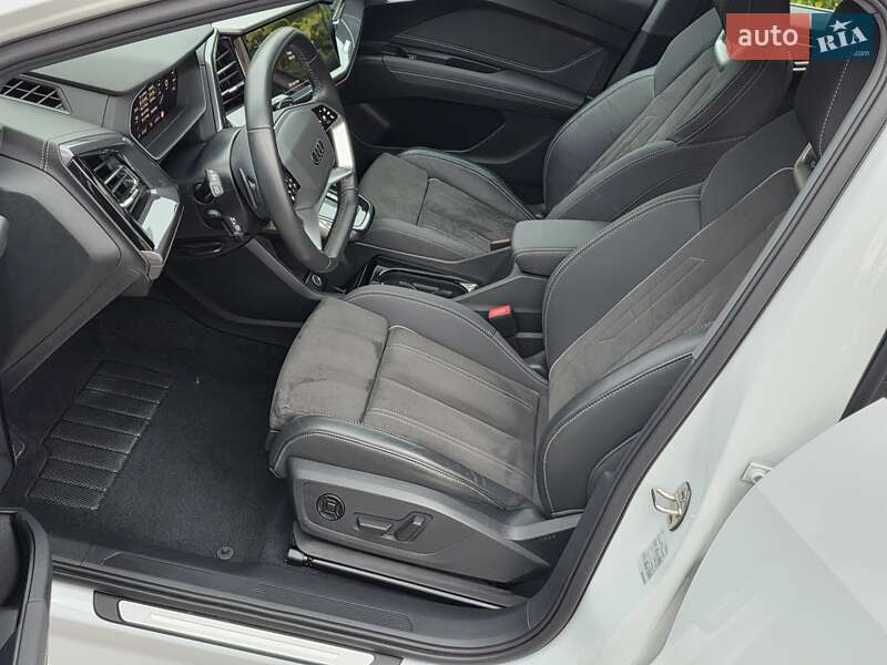 Позашляховик / Кросовер Audi Q4 e-tron 2023 в Одесі фото 19 Позашляховик / Кросовер Audi Q4 e-tron 2023 в Одесі
