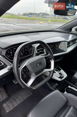 Позашляховик / Кросовер Audi Q4 e-tron 2022 в 