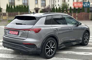 Позашляховик / Кросовер Audi Q4 e-tron 2022 в 