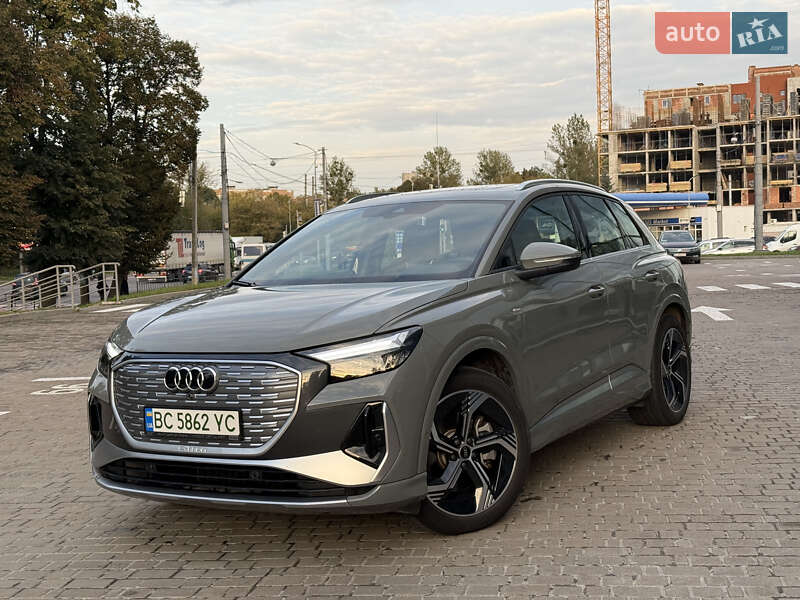 Позашляховик / Кросовер Audi Q4 e-tron 2023 в Львові
