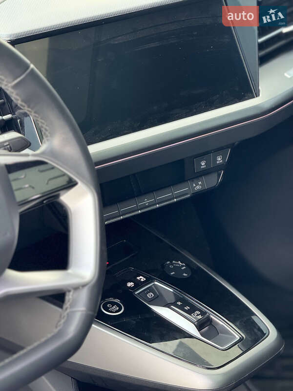 Позашляховик / Кросовер Audi Q4 e-tron 2024 в Львові