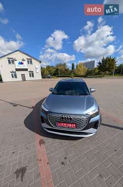 Внедорожник / Кроссовер Audi Q4 e-tron 2024 в 