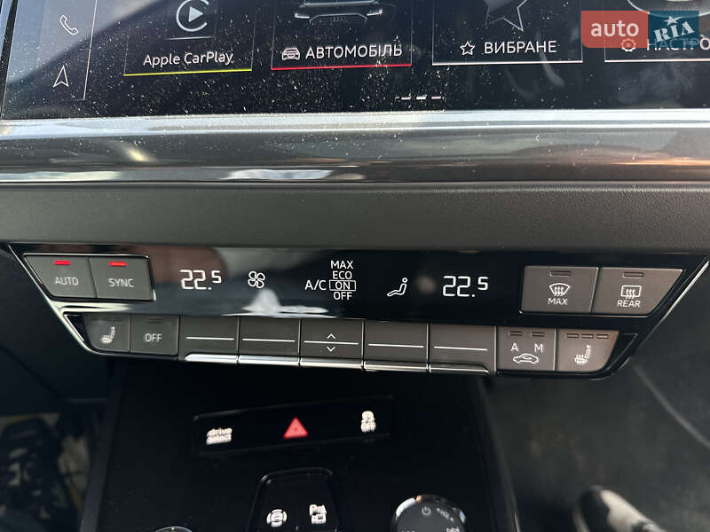 Позашляховик / Кросовер Audi Q4 e-tron 2023 в Полтаві