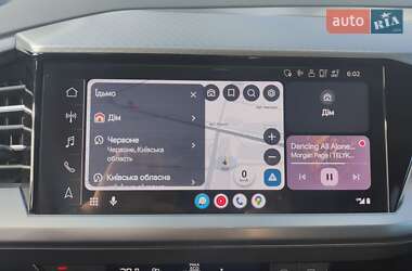 Внедорожник / Кроссовер Audi Q4 e-tron 2022 в 