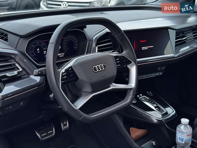 Позашляховик / Кросовер Audi Q4 e-tron 2023 в Харкові