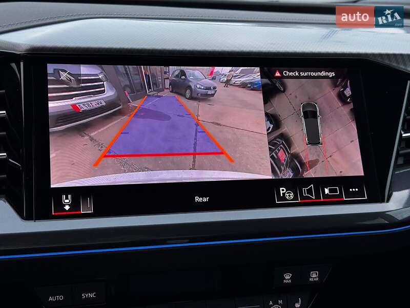 Позашляховик / Кросовер Audi Q4 e-tron 2023 в Харкові