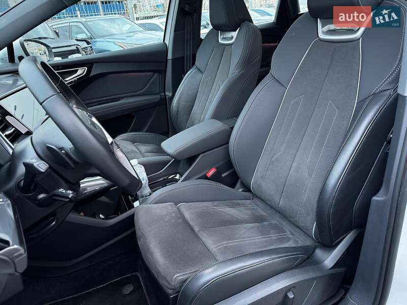 Позашляховик / Кросовер Audi Q4 e-tron 2023 в Харкові