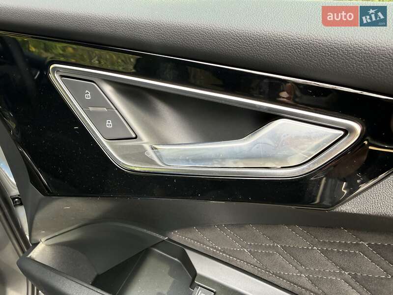 Внедорожник / Кроссовер Audi Q4 e-tron 2025 в Киеве фото 41 Внедорожник / Кроссовер Audi Q4 e-tron 2025 в Киеве