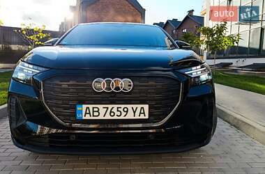 Внедорожник / Кроссовер Audi Q4 e-tron 2022 в 