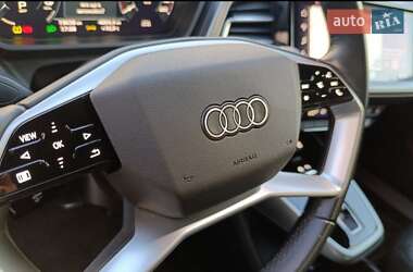 Внедорожник / Кроссовер Audi Q4 e-tron 2022 в 