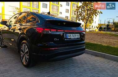 Внедорожник / Кроссовер Audi Q4 e-tron 2022 в 