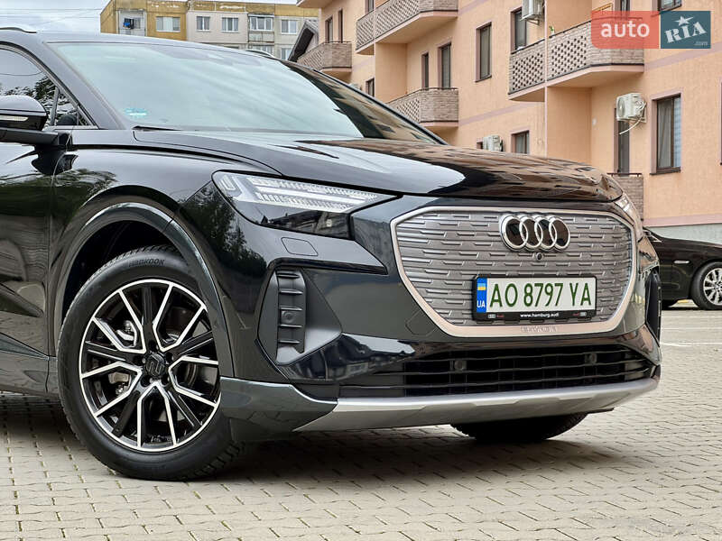 Позашляховик / Кросовер Audi Q4 e-tron 2023 в Ужгороді