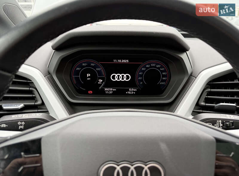 Позашляховик / Кросовер Audi Q4 e-tron 2022 в Стрию