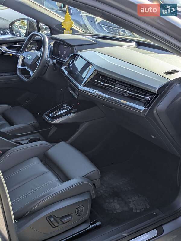 Внедорожник / Кроссовер Audi Q4 e-tron 2023 в Львове фото 21 Внедорожник / Кроссовер Audi Q4 e-tron 2023 в Львове