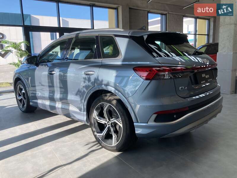 Внедорожник / Кроссовер Audi Q4 e-tron 2023 в Львове