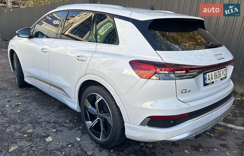 Внедорожник / Кроссовер Audi Q4 e-tron 2023 в Киеве