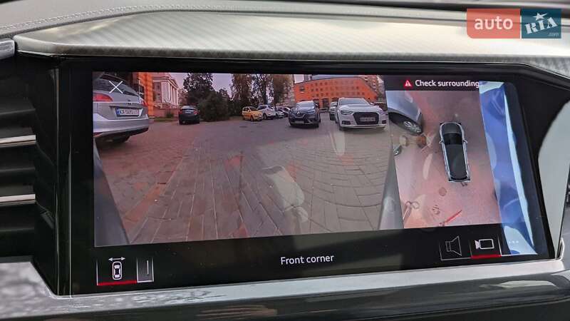 Позашляховик / Кросовер Audi Q4 e-tron 2025 в Києві фото 11 Позашляховик / Кросовер Audi Q4 e-tron 2025 в Києві