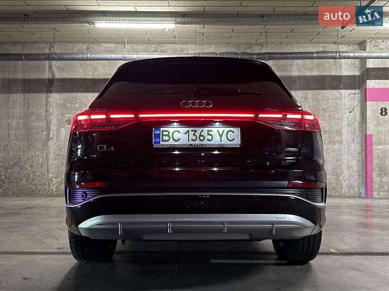 Позашляховик / Кросовер Audi Q4 e-tron 2022 в Львові