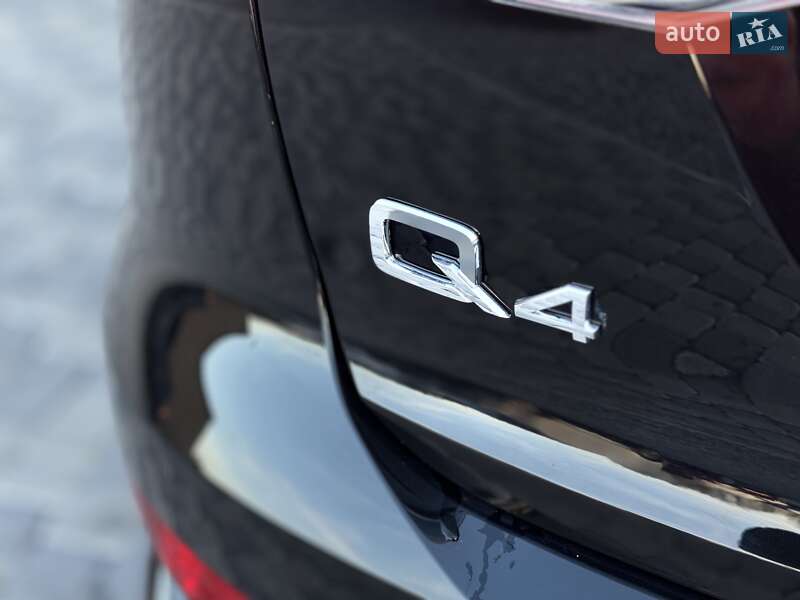 Позашляховик / Кросовер Audi Q4 e-tron 2024 в Львові
