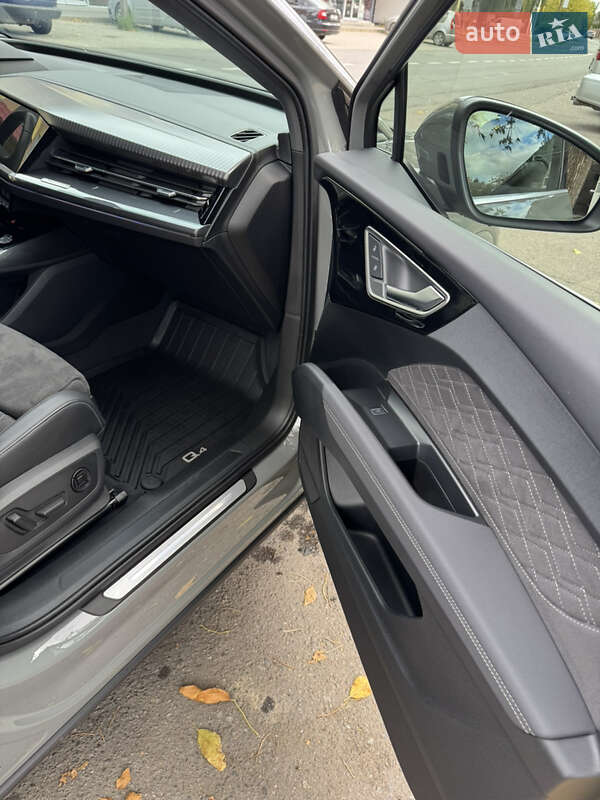 Позашляховик / Кросовер Audi Q4 e-tron 2023 в Ужгороді фото 9 Позашляховик / Кросовер Audi Q4 e-tron 2023 в Ужгороді