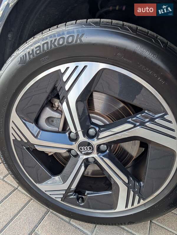 Позашляховик / Кросовер Audi Q4 e-tron 2024 в Києві фото 7 Позашляховик / Кросовер Audi Q4 e-tron 2024 в Києві