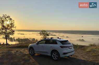 Внедорожник / Кроссовер Audi Q4 e-tron 2023 в Харькове