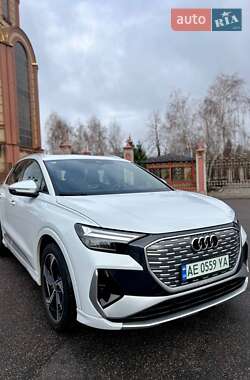 Внедорожник / Кроссовер Audi Q4 e-tron 2023 в Кривом Роге
