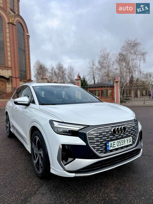 Audi Q4 e-tron 2023 Audi Q4 e-tron 2023