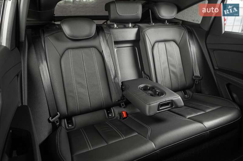 Позашляховик / Кросовер Audi Q4 e-tron 2021 в Одесі