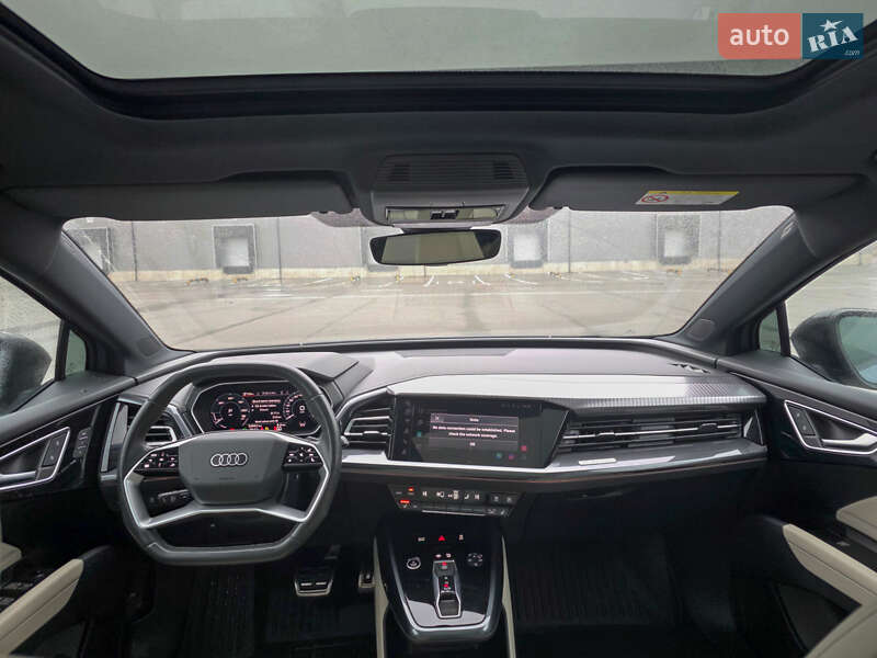 Позашляховик / Кросовер Audi Q4 e-tron 2022 в Києві
