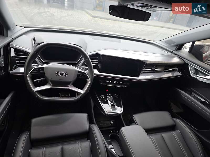 Внедорожник / Кроссовер Audi Q4 e-tron 2023 в Ивано-Франковске