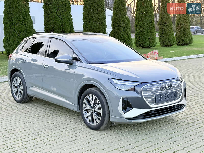 Audi Q4 e-tron 2023