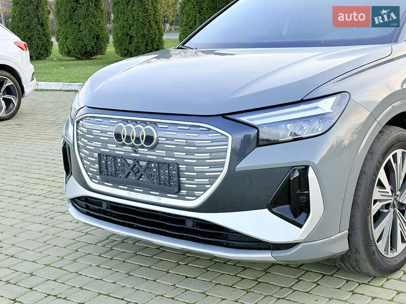 Позашляховик / Кросовер Audi Q4 e-tron 2023 в Одесі