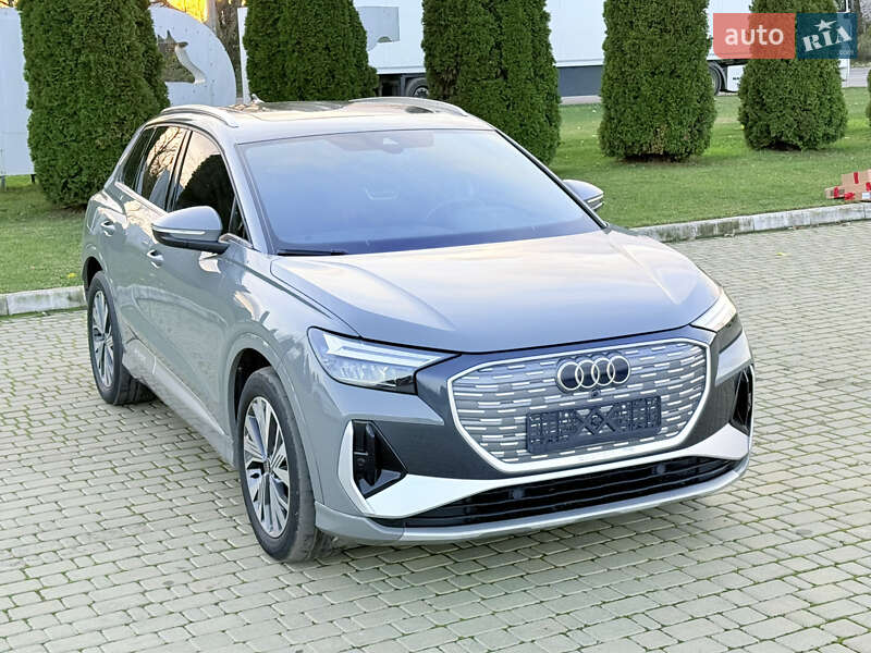 Позашляховик / Кросовер Audi Q4 e-tron 2023 в Одесі