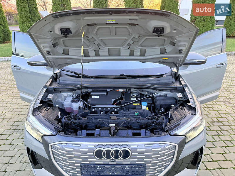 Позашляховик / Кросовер Audi Q4 e-tron 2023 в Одесі