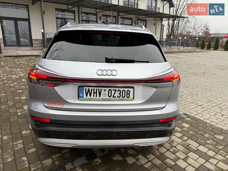 Позашляховик / Кросовер Audi Q4 e-tron 2023 в Хусті