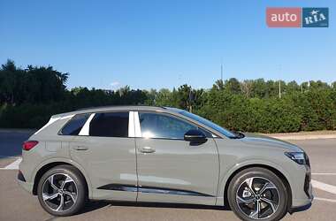 Внедорожник / Кроссовер Audi Q4 e-tron 2025 в Киеве
