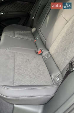 Внедорожник / Кроссовер Audi Q4 e-tron 2025 в Киеве