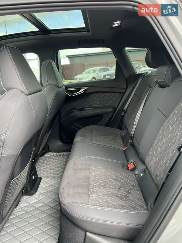 Внедорожник / Кроссовер Audi Q4 e-tron 2023 в Львове фото 10 Внедорожник / Кроссовер Audi Q4 e-tron 2023 в Львове