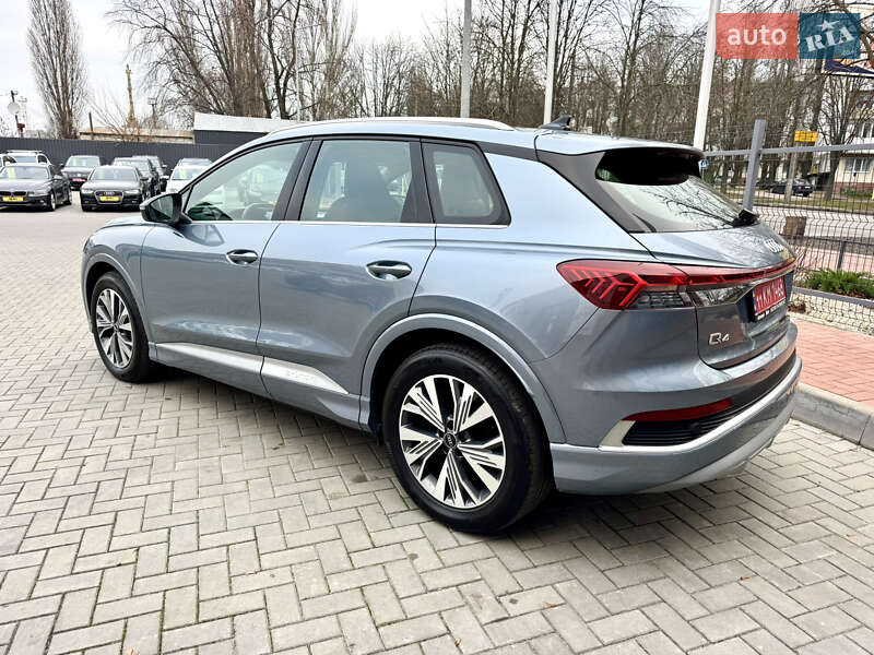 Внедорожник / Кроссовер Audi Q4 e-tron 2024 в Кременчуге