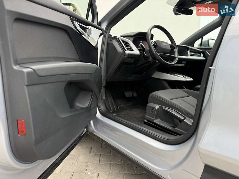 Внедорожник / Кроссовер Audi Q4 e-tron 2023 в Хмельницком фото 15 Внедорожник / Кроссовер Audi Q4 e-tron 2023 в Хмельницком